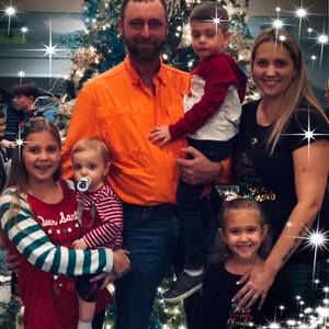 Meet your Posher, Shana